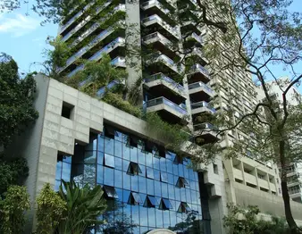 Fachada do Edificio Stradivarius