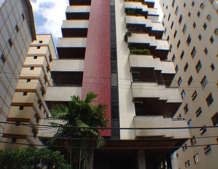 Fachada do Edificio Itacolomi